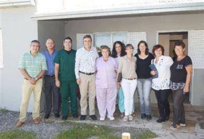 Luis Castellano recorri� los centros de salud de la ciudad