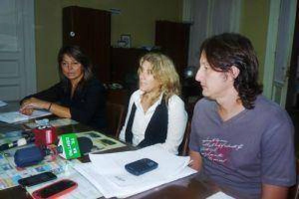 El HCD organiza charla sobre violencia de g�nero por el D�a de la Mujer