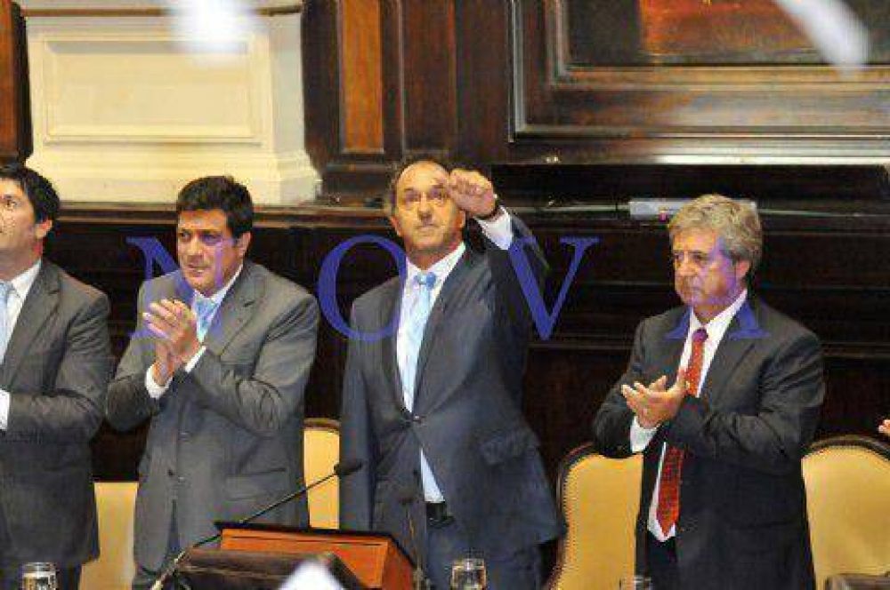 "Lo mejor est� por venir", asegur� Scioli al inaugurar el per�odo de sesiones legislativas
