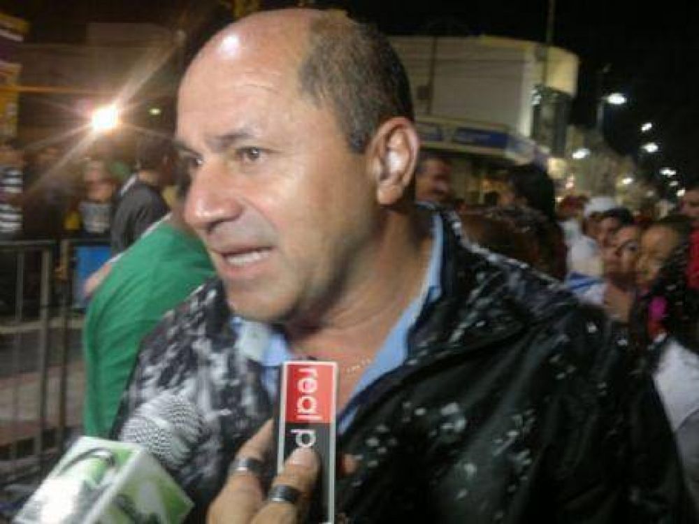 �Festejamos que en la Argentina se reivindiquen los feriados de carnaval�, dijo Mario Secco