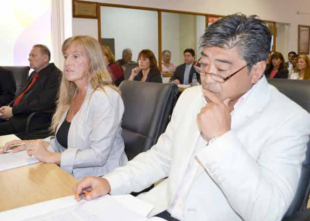 Concejales opositores calificaron discurso del intendente Rainone como �m�s de lo mismo�