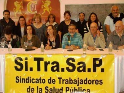 Trabajadores de Salud amenazan con un paro
