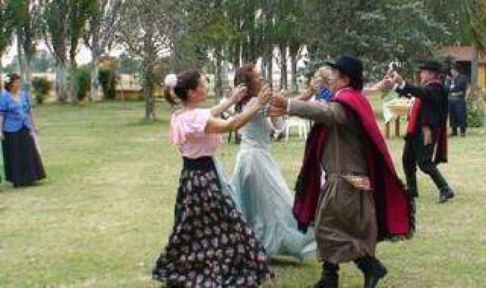  Necochea: 1� Fiesta de la Tradici�n Gaucha