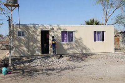 Instalan los primeros m�dulos habitacionales
