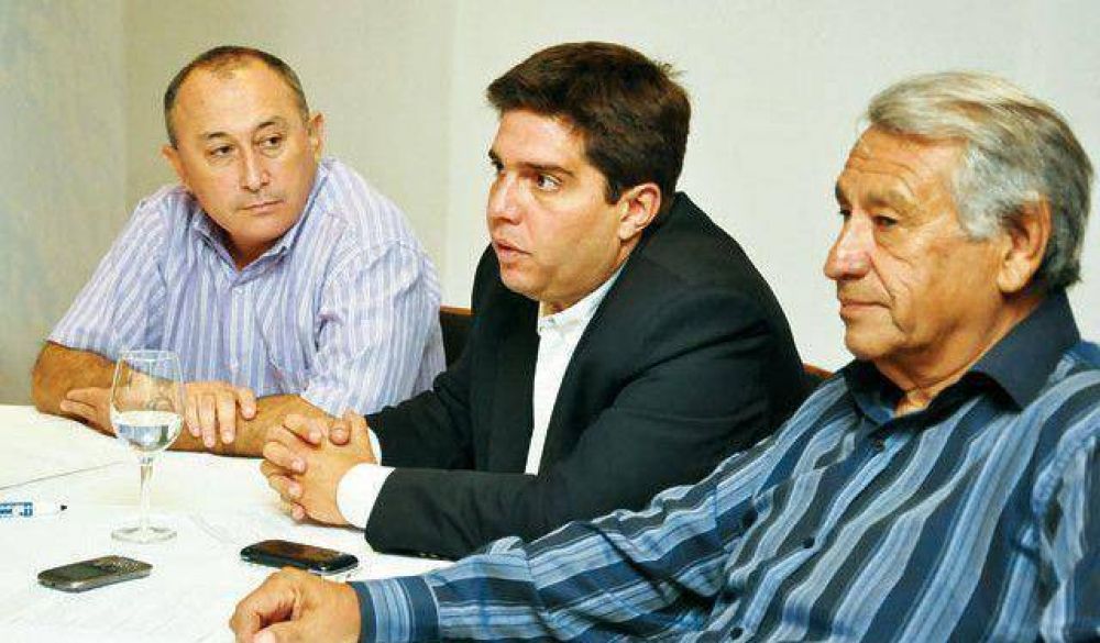 Massistas locales juntan firmas contra los cambios en el C�digo Penal