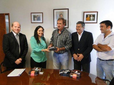 Gobierno entreg� alcohol�metros para control y prevenci�n en La Escondida