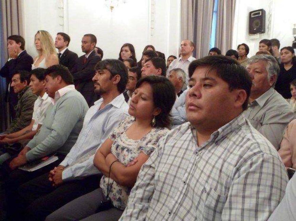J�venes de Purmamarca en programa Progresar