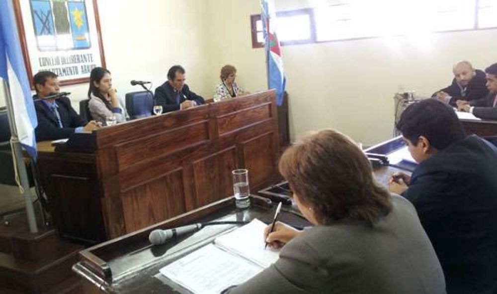 Arauco: Se levant� la sesi�n del Concejo por falta qu�rum