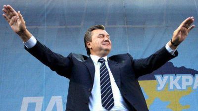 Interpol estudia una solicitud de Ucrania para lanzar una "alerta roja" y detener a Yanukovich