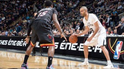 Los Spurs se tomaron revancha y vencieron a los Heat por 111 a 87