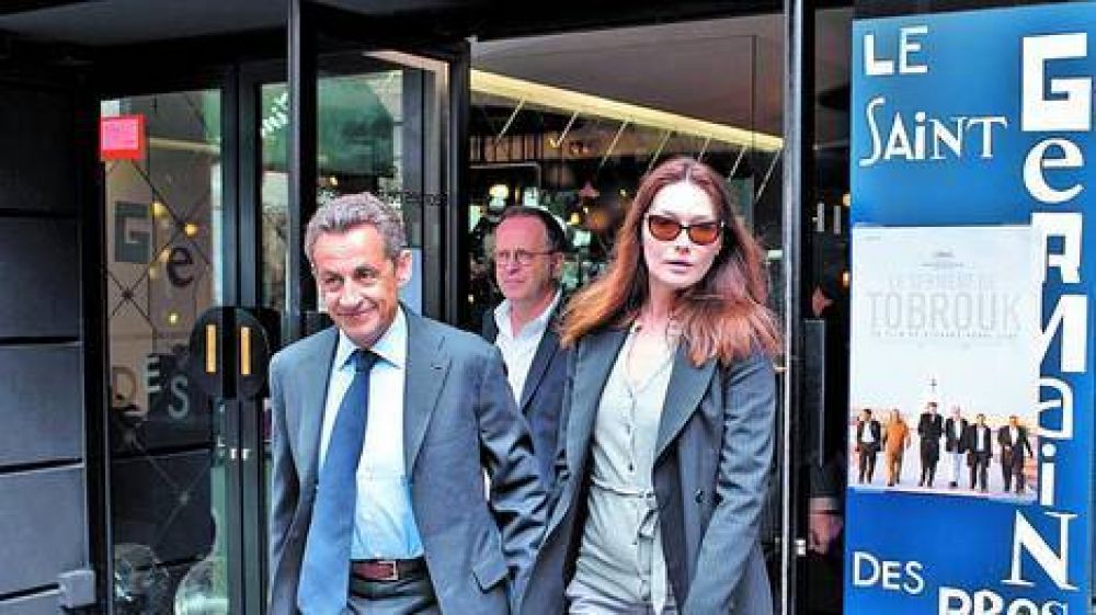 Las conversaciones privadas de Sarkozy y Bruni, al desnudo