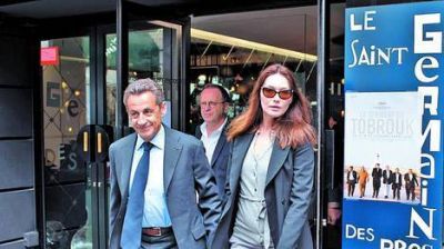 Las conversaciones privadas de Sarkozy y Bruni, al desnudo