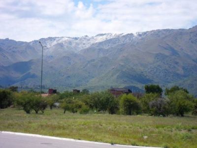 Las sierras vestidas de blanco sorprendieron a los puntanos