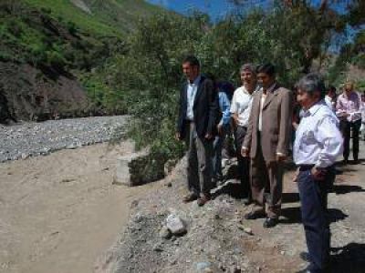 Lino Flores: �No perdimos ni un cent�metro de nuestra tierras�