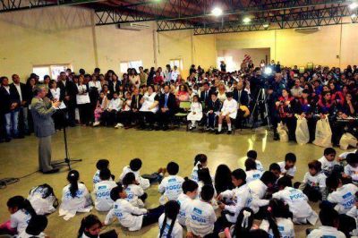 El gobernador anunci� que habr� un fuerte impulso al nivel inicial