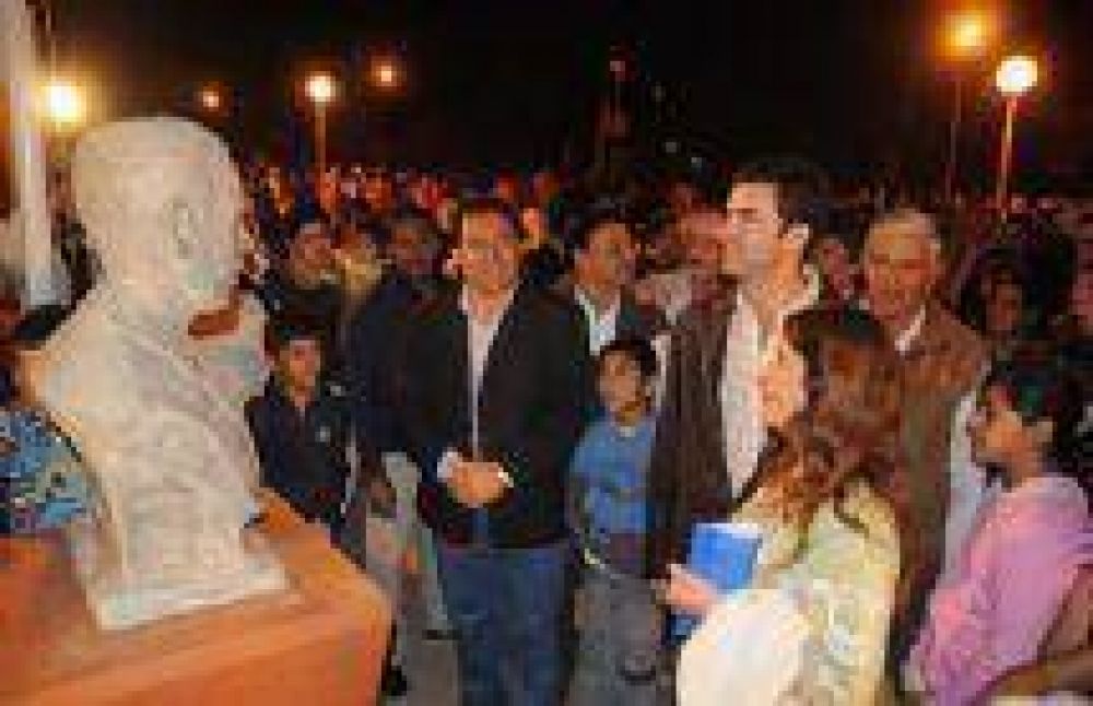 Con placas con el nombre de desaparecidos salte�os se conmemorar� los 38 a�os de la muerte de Ragone