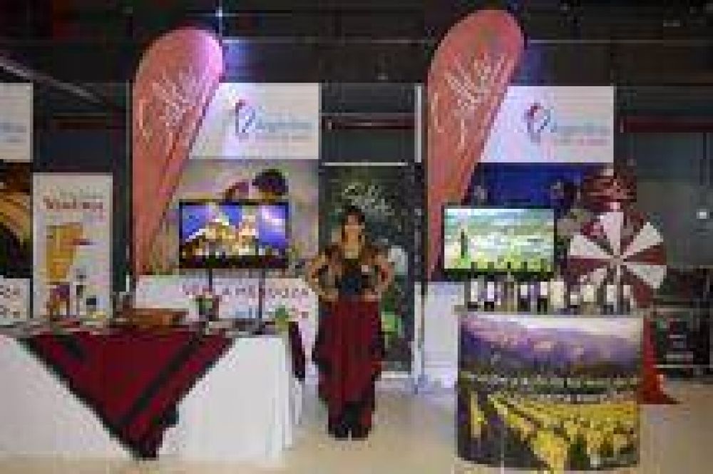 Los atractivos tur�sticos salte�os se promocionan en la Fiesta Nacional de la Vendimia