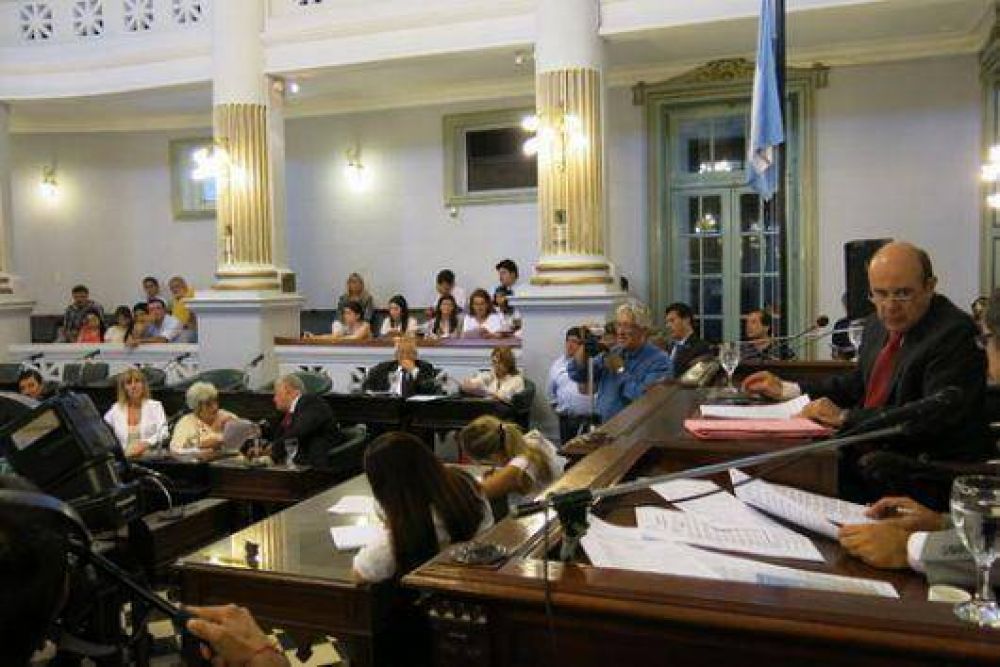 Los senadores, con las maletas listas para visitar los esteros del Iber�