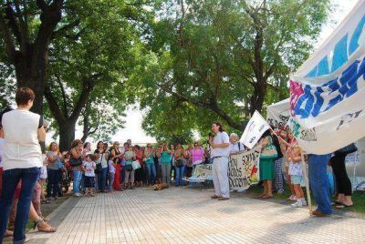 Tres de los cuatro gremios docentes acataron la conciliaci�n obligatoria