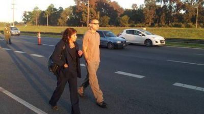 �Me ofrecieron $ 270 mil a cambio de la probation pero no acept�, dijo la viuda de Rodas