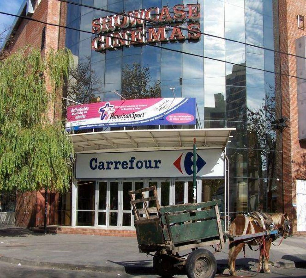 La Comuna clausur Carrefour Quilmes Centro