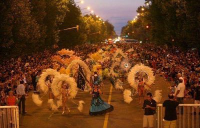 Este domingo se realizan dos �Galas de Carnaval�