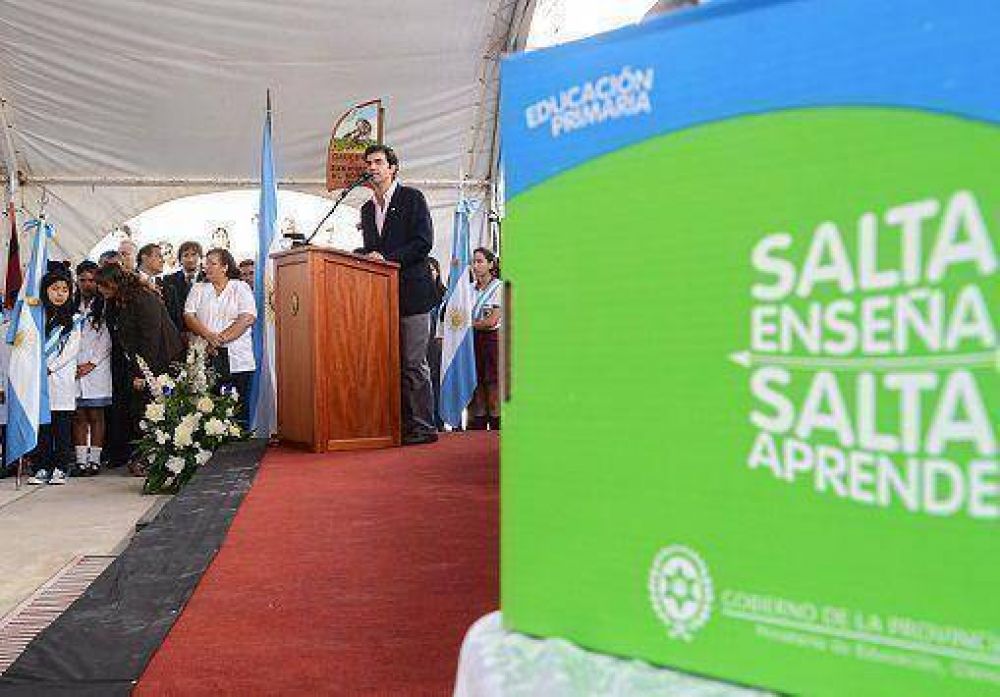 El Gobierno provincial contin�a con la distribuci�n de los 230.000 kits escolares en toda la provincia.