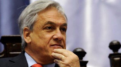 Pi�era: "Bachelet debe lograr que Chile siga creciendo con fuerza"