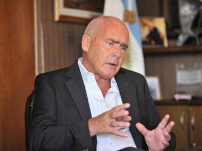 Meyer encabez� la delegaci�n argentina en la Feria de Turismo