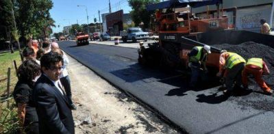 Supervisan las obras de avenida 122
