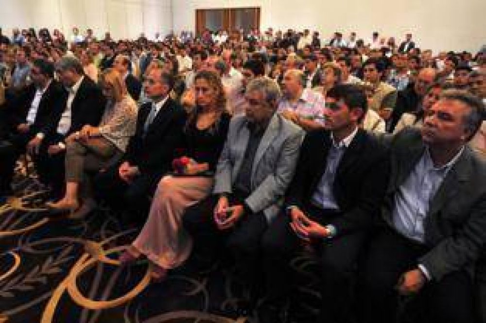 �Tucum�n no est� bien�, advirti� el supermercadista Emilio Luque