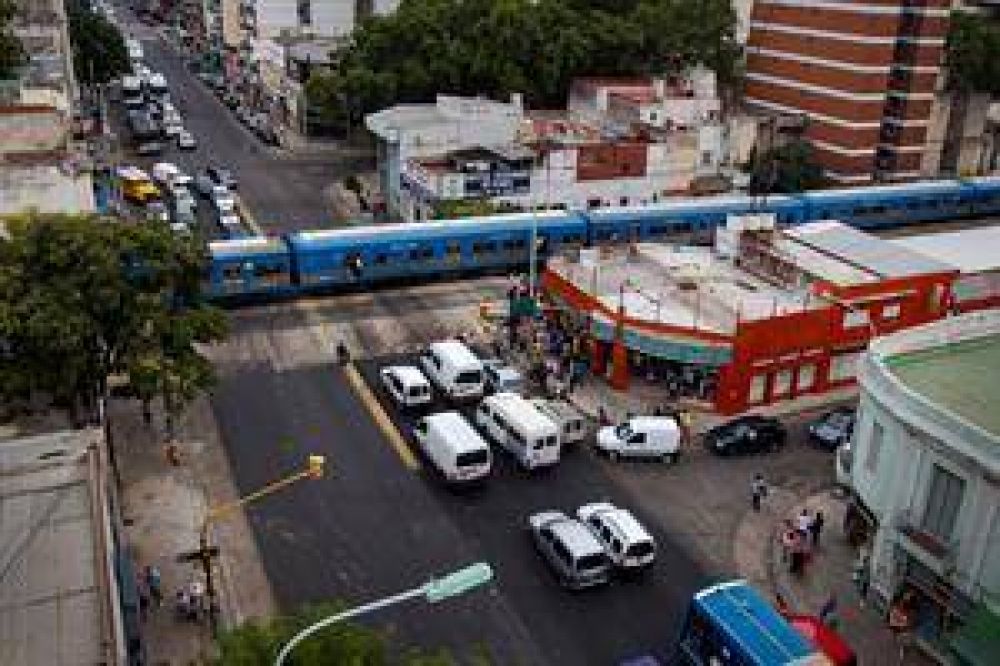 M�s trenes en el Sarmiento, m�s problemas en el tr�nsito