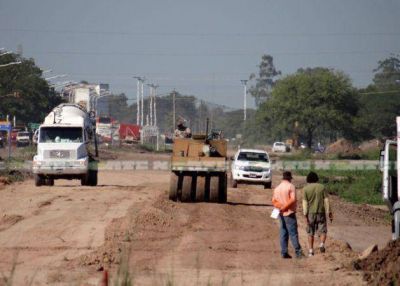 Avanzan los trabajos de la autov�a de ruta 11 en su traves�a por Resistencia