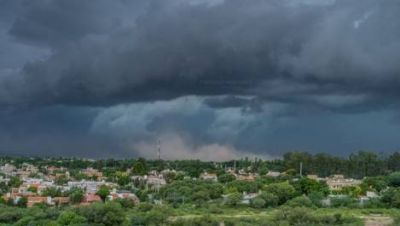 Fuerte temporal de viento en el Valle Central con ca�da de granizo