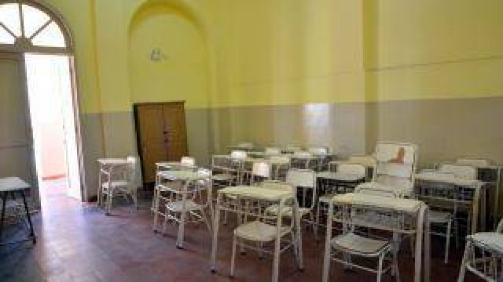 M�s 40 escuelas fueron intervenidas en reparaci�n para el inicio de clases