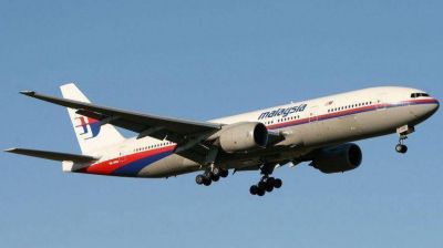 El gobierno de Malasia confirm� que a�n no se encontraron restos del avi�n desaparecido