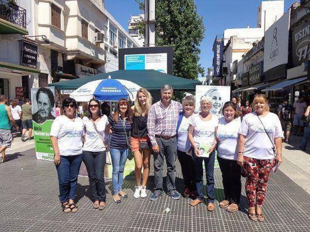 Nuevo San Mart�n realiz� una muestra de �Mujeres Argentinas�