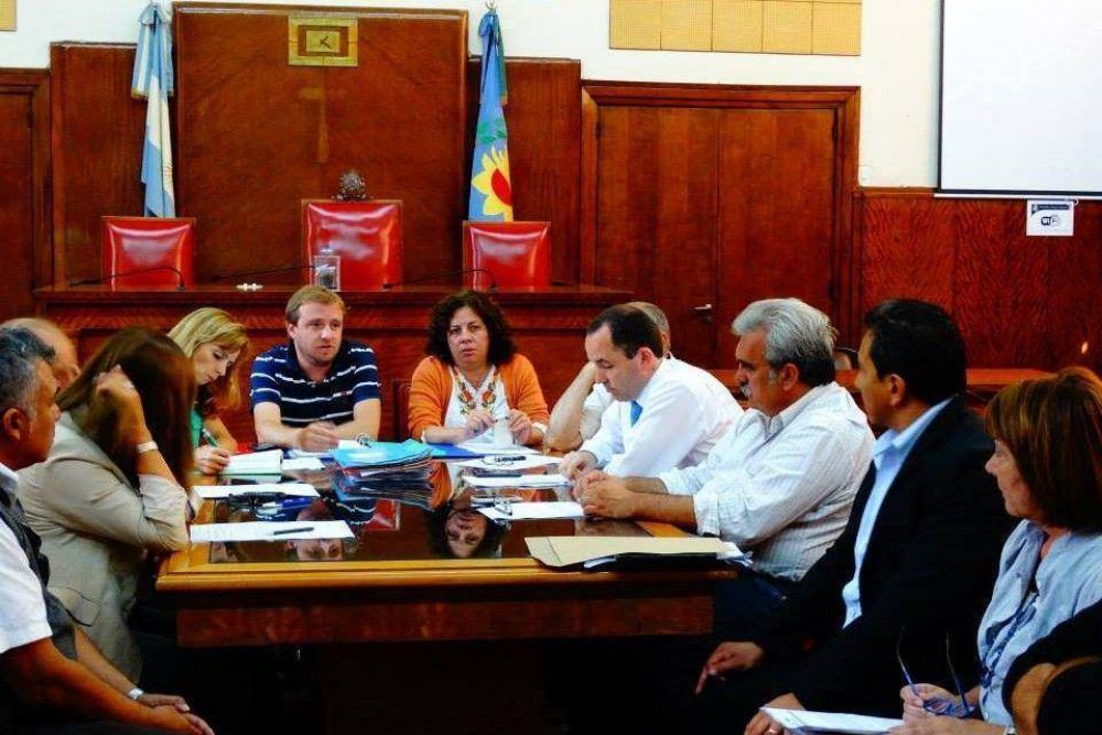Habr� una jornada de trabajo por infraestructura escolar