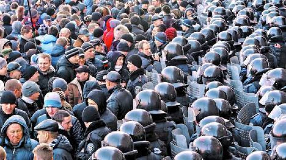 Nuevos choques en las calles entre pro rusos y nacionalistas ucranianos