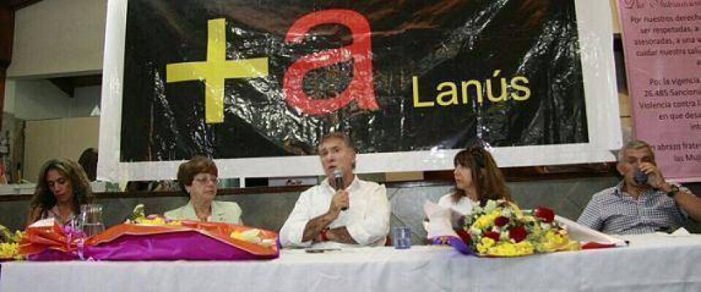 EL SENADOR PALLARES EN HOMENAJE AL DIA DE LA MUJER