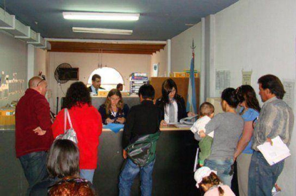 Piden crear una oficina de Migraciones en Bat�n