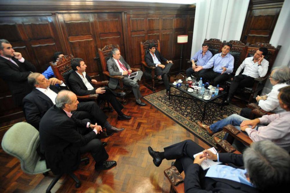 �La pol�tica es un problema de los dirigentes�