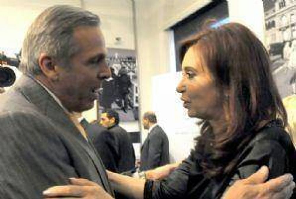Para el Gasoducto Cordillerano, se firm� el convenio con Naci�n