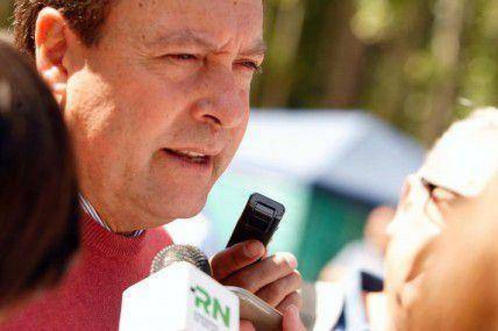 Weretilneck lament� renuncias y llam� a �administrar con la escasez�