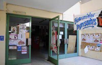 Pedir�n la reapertura de teatro en la Universidad