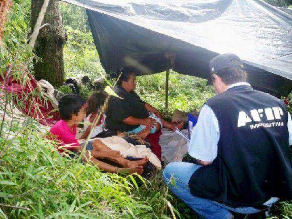 Diez menores fueron rescatados de una finca en Gral. G�emes