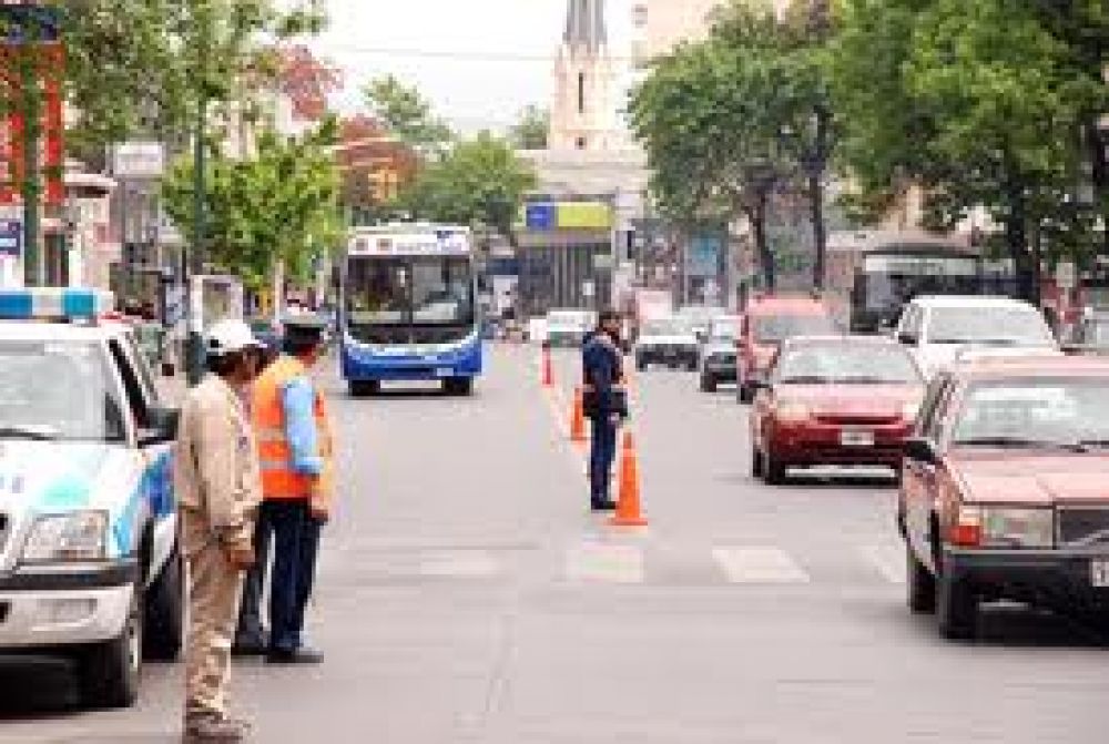 Carriles selectivos: 10 d�as de prueba y luego multas