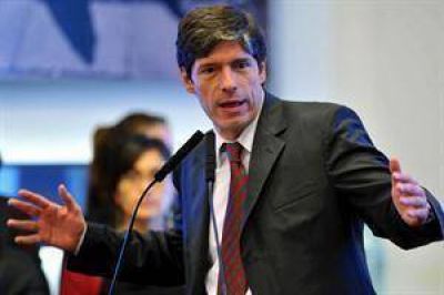 Abal Medina fue a Tribunales y se despeg� del spot de F�tbol para Todos contra Macri