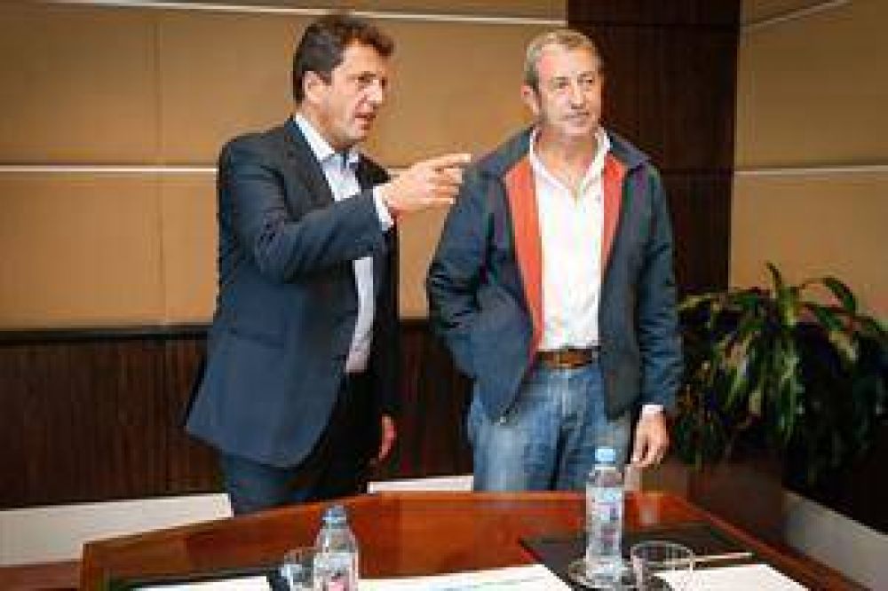 Sergio Massa y Julio Cobos, juntos en Mendoza contra el C�digo Penal