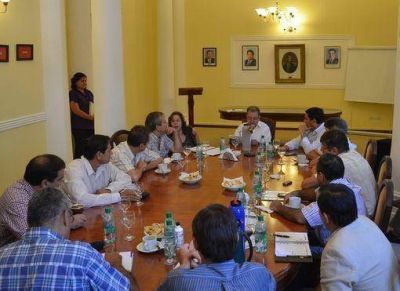Intendentes gestionan fondos para acciones en seguridad vial 